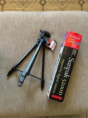 Sunpak 5200D Compact Camera Tripod - Black